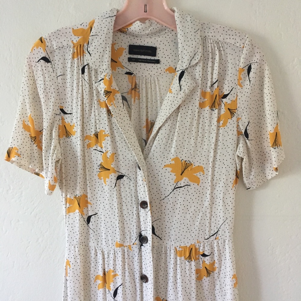 Floral Urban Outfitters Midi-Dress